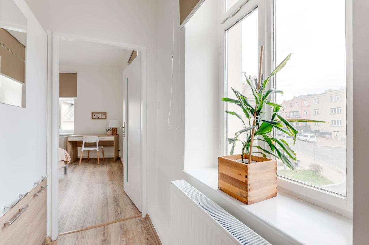 Modern, Bright And Spacious Apartment Praha Bagian luar foto